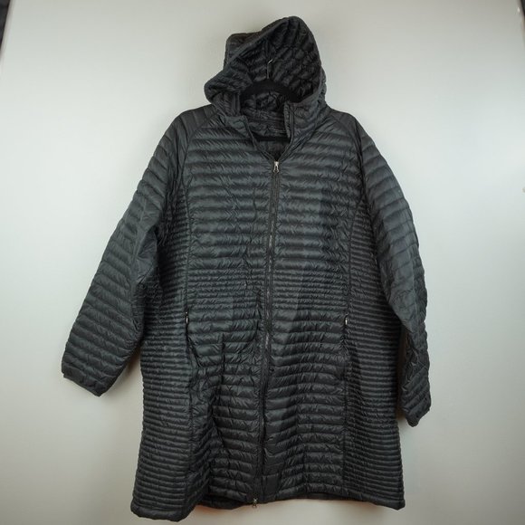 LL Bean Black Quilted Downtek Water Repellent Lightweight Hooded‎ Jacket